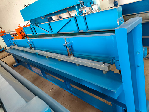 西安2-4米液压剪板机